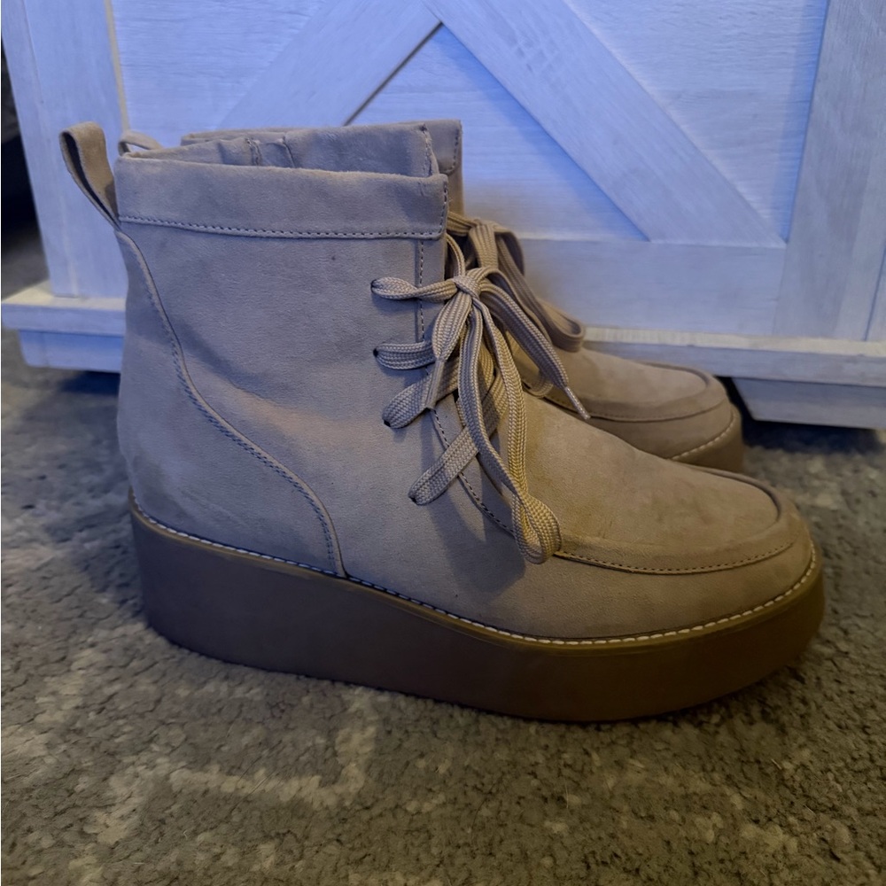 Women’s Beige Wedge Boots - Picture 3 of 7